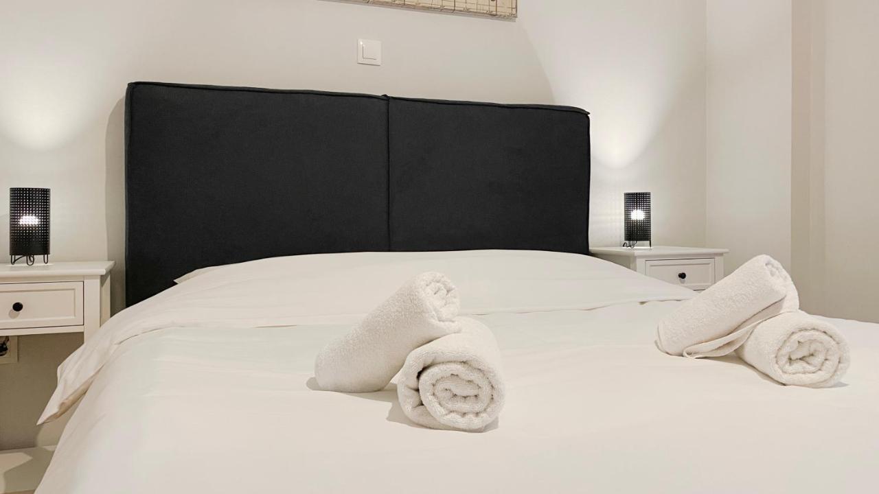 אתונה Kodrigktonos Central 77Sqm Apt In Viktoria מראה חיצוני תמונה