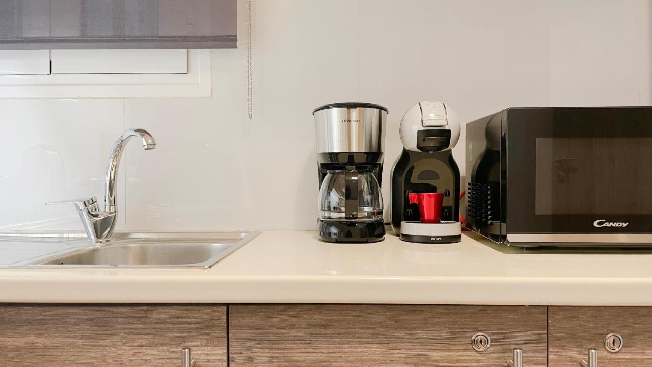 אתונה Kodrigktonos Central 77Sqm Apt In Viktoria מראה חיצוני תמונה